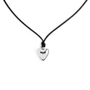 Collana con cuore in acciaio € 13