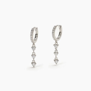 Orecchini in argento con zirconi pendenti